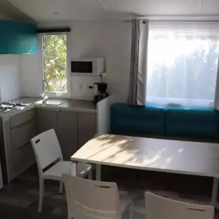 Mobilhome 4 Etoiles - Piscine - Eeaie0 Vakantiehuis *
